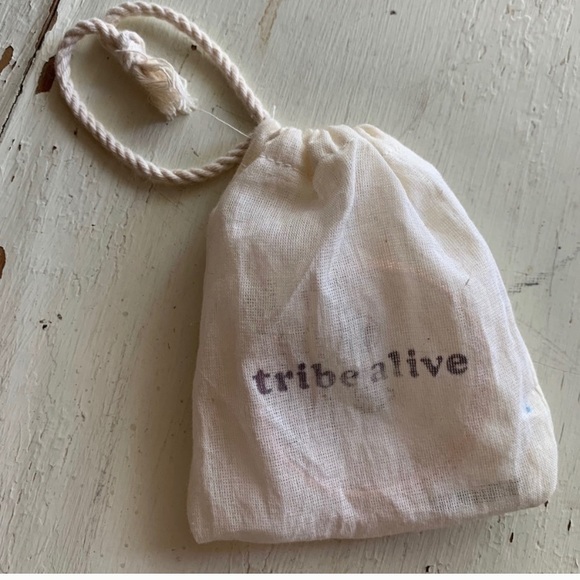 Tribe Alive : rose gold criss cross bracelet - Picture 9 of 14